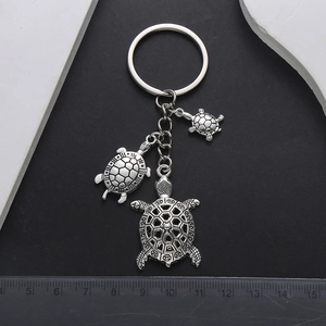 Creative turtle zinc alloy keychain with vintage silver plating and detailed shell texture