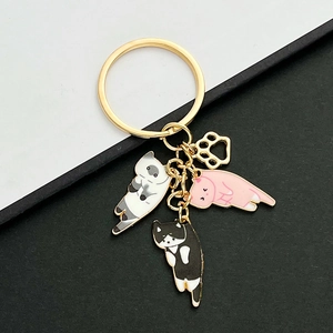 Enamel Cartoon Cat Keychain With Metal Paw Charm Pink Calico And Black Cat Pendants Gold Key Ring For Women Bag Decoration