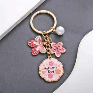 Porte-clés Fête des Mères Papillon Fleur Künstliche Perle Émail Alliage Or Happy Mother's Day Pendentif pour Femme Cadeau Maman