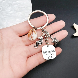 Porte-clés tortue marine et hippocampe en argent antique avec coquillage et charme