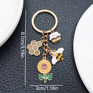 Sunflower Beehive Honey Jar Bee Keychain Gold Plated Alloy Enamel Multi Pendant Key Ring With Artificial Pearl For Women Bag Accessories Gift