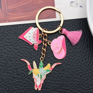 Porte-clés Chapeau Cow-boy de l'Ouest Crâne de Taureau Floral Gland Émail Rose Brun Bijoux Bohémiens pour Sac
