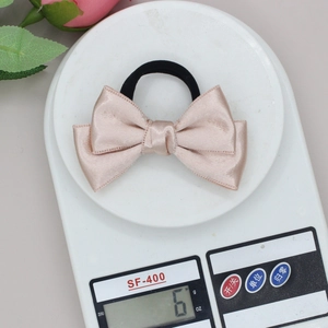 Champagne glitter polyester satin bow scrunchie for women weighing six grams
