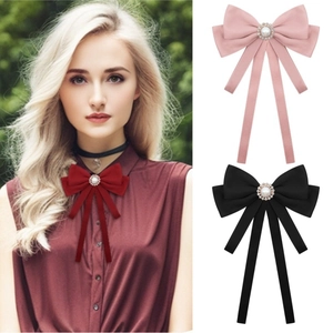 Elegant Bowknot Brooch Pin For Women Vintage Velvet Satin Ribbon With Artificial Pearl Rhinestone For Uniform Wedding Party Fashion Jewelry