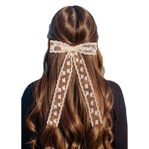 Pinza para el pelo con lazo de encaje beige y cintas largas para mujer