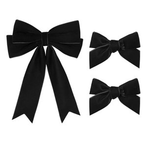 Ensemble détaillé de trois nœuds à cheveux en velours noir avec des styles variés