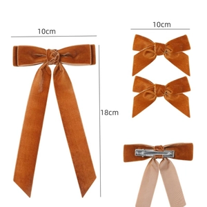 Ensemble de barrettes à nœud en velours caramel avec longs rubans et pinces crocodiles