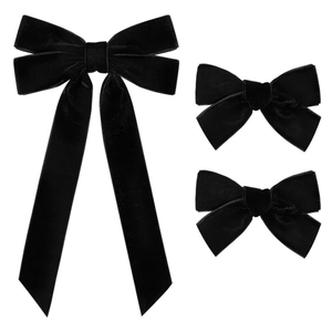 Detailed view of the 3-piece set featuring black velvet bows with elegant matte texture