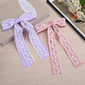 Barrettes à cheveux élégantes en dentelle rose et violette avec de longs rubans