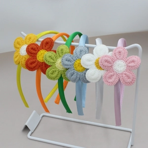 Diadema de Girasol de Ganchillo Hecha a Mano para Mujer Niña Banda para el Cabello de Punto Floral Dulce Accesorios para el Cabello Diarios