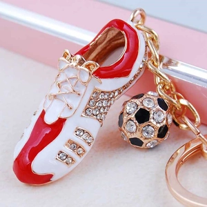 Rhinestone Soccer Shoe Keychain Alloy Enamel Football Pendant Soccer Cleats Key Ring Sports Fan Souvenir Gift Accessory