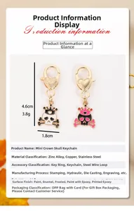 Détails des dimensions du porte-clés crâne à couronne et du fermoir doré