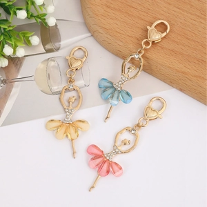 Porte-clés Ballerine Élégant en Métal Alliage d'Or Fermoir Coeur Strass Émail Pendentif de Sac Cadeau pour Femme Fille