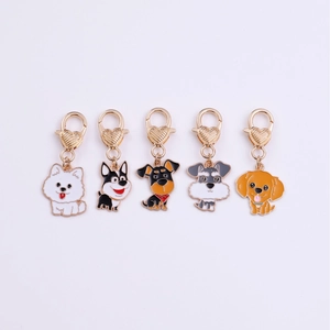 Set of 5 cartoon dog metal keychains with gold heart clasps for samoyed and husky fans