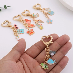 Summer beach animal keychain with sea turtle lobster pendants and heart carabiner