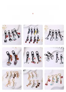 Détails de la collection de porte-clés personnalisés en émail avec chiots et fruits