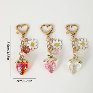 Set portachiavi a fragola e margherita con chiusura a cuore in tre colori
