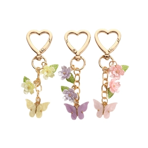 Porte-clés Doux Fleur Papillon Anneau Métallique en Coeur Pendentif Alliage Zinc Résine pour Sac Femmes Filles Accessoire