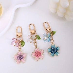 Enamel Cherry Blossom Keychain Artificial Pearl Leaf Pendant Zinc Alloy Gradient Sakura Bag Ornament For Women Girls Jewelry Gift