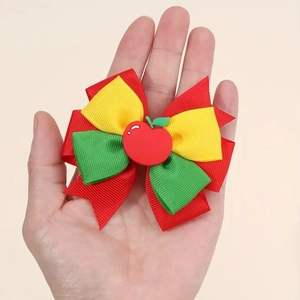 Pince à Cheveux Nœud Papillon en Ruban Gros-grain avec Décoration Pomme de Dessin Animé Pince Croco Fait à la Main Accessoire Cheveux