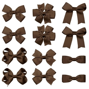 Lot de douze barrettes à nœuds marron en ruban gros-grain avec quatre styles variés