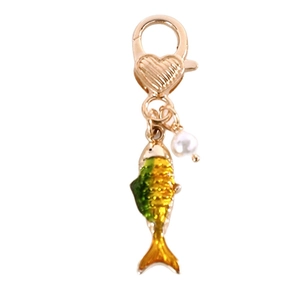 Creative fish pendant keychain with golden heart clasp and enamel fish charm