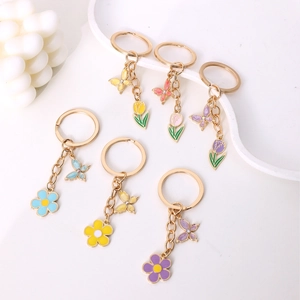 Charming flower and butterfly alloy keychain set in pastel colors for bags and cars