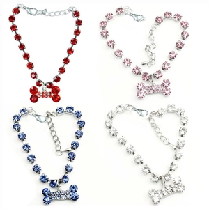 Adjustable Bone Pendant Rhinestone Pet Necklace Sparkly Crystal Dog Collar For Puppy Cat With Lobster Clasp Extension Chain