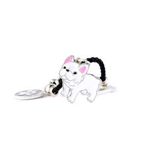Detail van Franse bulldog emaille bedel en pootafdruk hanger aan zwart geweven armband