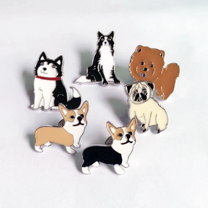 Broche en Émail Chien de Dessin Animé en Alliage Forme Animale pour Vêtements Chapeau Sac Accessoire Husky Corgi Caniche Bijoux