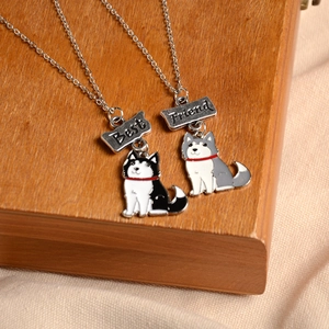 Collier Pendentif Chien Best Friend en Alliage Émail Bijoux de Charme Chiot pour Femmes Filles Cadeau Assorti