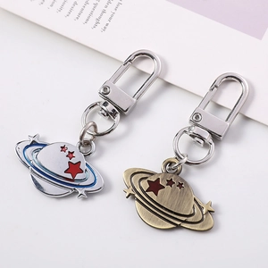Metal Saturn Planet Galaxy Keychain Zinc Alloy Space Star Bag Pendant Charm For Men Women Fashion Accessories