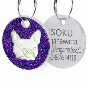 Médaille d'identité pour bouledogue français en paillettes violettes avec gravure personnalisée