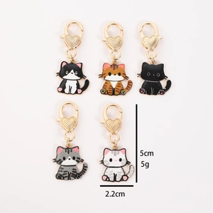 Cute cartoon cat enamel keychains with golden heart clasp in five assorted feline patterns
