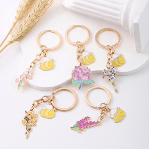 Zinc Alloy Bee And Flower Keychain Colorful Enamel Floral Bag Pendant Gold Metal Key Ring Charm For Women Jewelry Gift