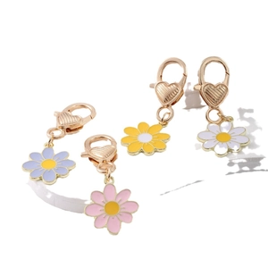 Daisy enamel flower charms with heart-shaped lobster clasps in colorful gold plating