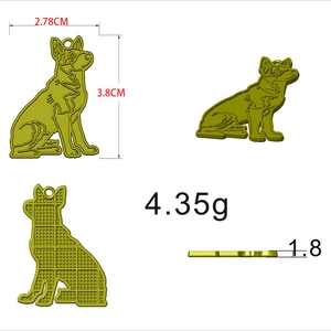 Golden German Shepherd metal keychain pendant with dimensions 3.8cm height and 2.78cm width
