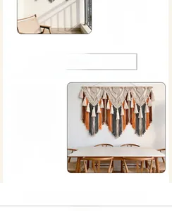 Gros plan sur une tenture murale bohème en macramé tissé avec des franges colorées