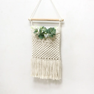 Bohemian hand-woven wall hanging tapestry pocket with cotton tassels and wooden rod for storage