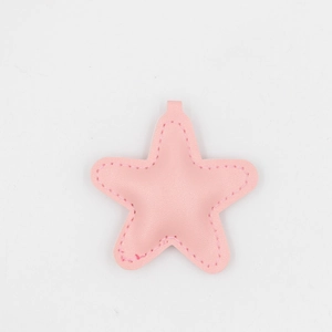 Mignon porte-clés en forme d'étoile rose en similicuir avec surpiqûres pour sacs