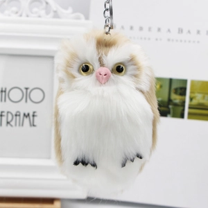 Porte-clés chouette en peluche blanc et beige avec fourrure douce et anneau en métal