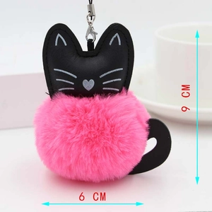 Porte-clés chaton en peluche rose avec oreilles en cuir et dimensions de 9x6cm