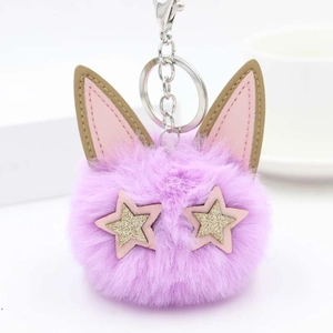 Porte-clés chat en peluche violette avec étoiles dorées et fermoir argenté pour sacs