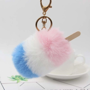 Portachiavi peluche a forma di gelato tricolore in pelliccia sintetica con gancio dorato