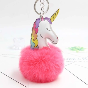 Porte-clés licorne en peluche avec crinière arc-en-ciel et pompon rose pour sacs