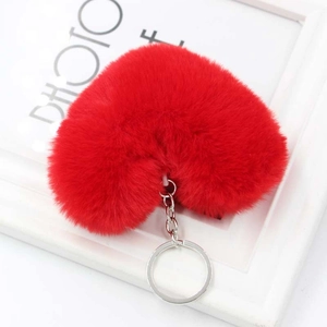 Portachiavi Pompon in Peluche a Forma di Cuore Creativo Ciondolo per Borsa in Ecopelliccia di Poliestere Morbido Portachiavi per Auto a Cuore Amore Donna