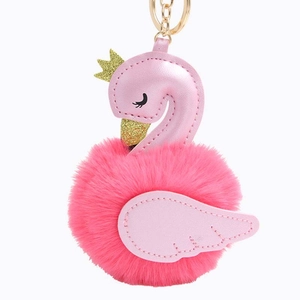 Porte-clés Cygne en Pompon de Fausse Fourrure de Polyester pour Femmes Mignon Pendentif en Peluche en Cuir PU Charme de Sac Cadeau