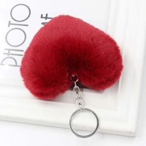 Portachiavi creativo a cuore in pelliccia sintetica rossa per borse e chiavi dell'auto
