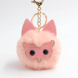 Porte-clés chouette rose en peluche avec yeux en strass et fermoir mousqueton doré chic