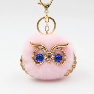 Süßer rosa Eule Plüsch-Schlüsselanhänger mit funkelnden blauen Augen und Goldring